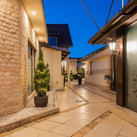 H & V Residence - Split Level Apartment Arad Eksteriør bilde