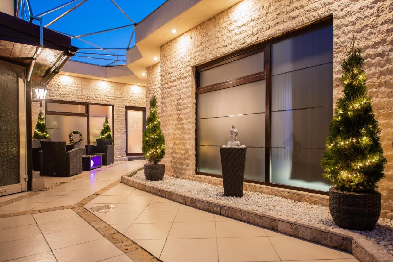 H & V Residence - Split Level Apartment Arad Eksteriør bilde