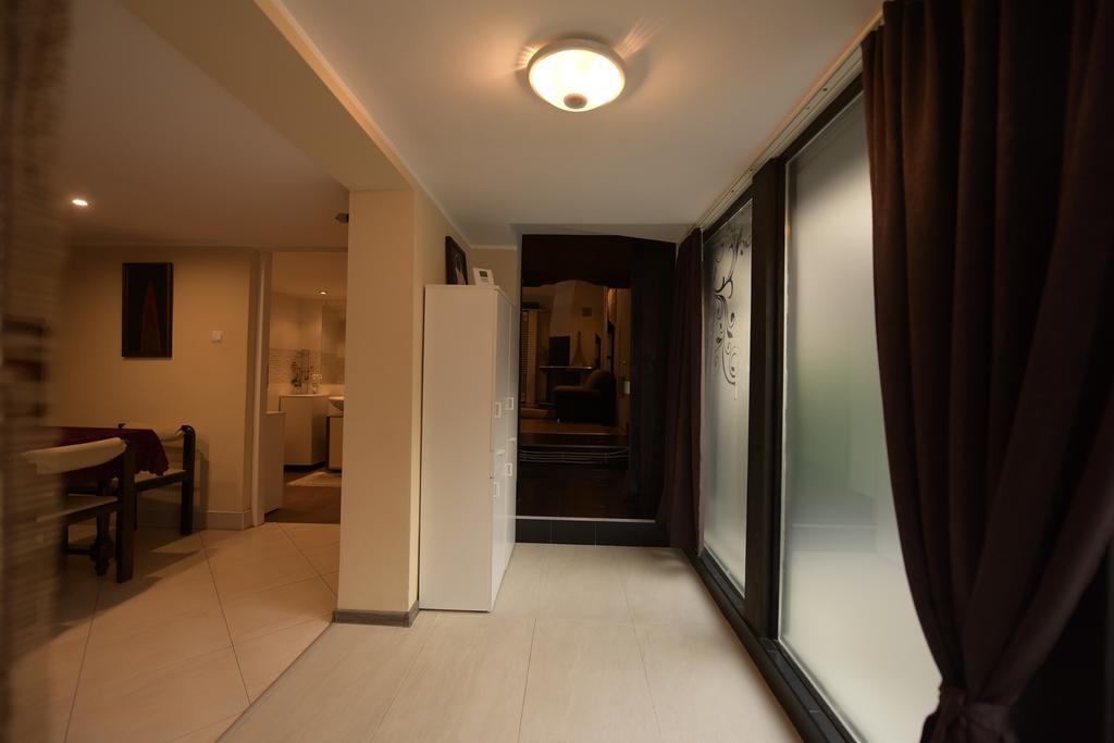 H & V Residence - Split Level Apartment Arad Eksteriør bilde