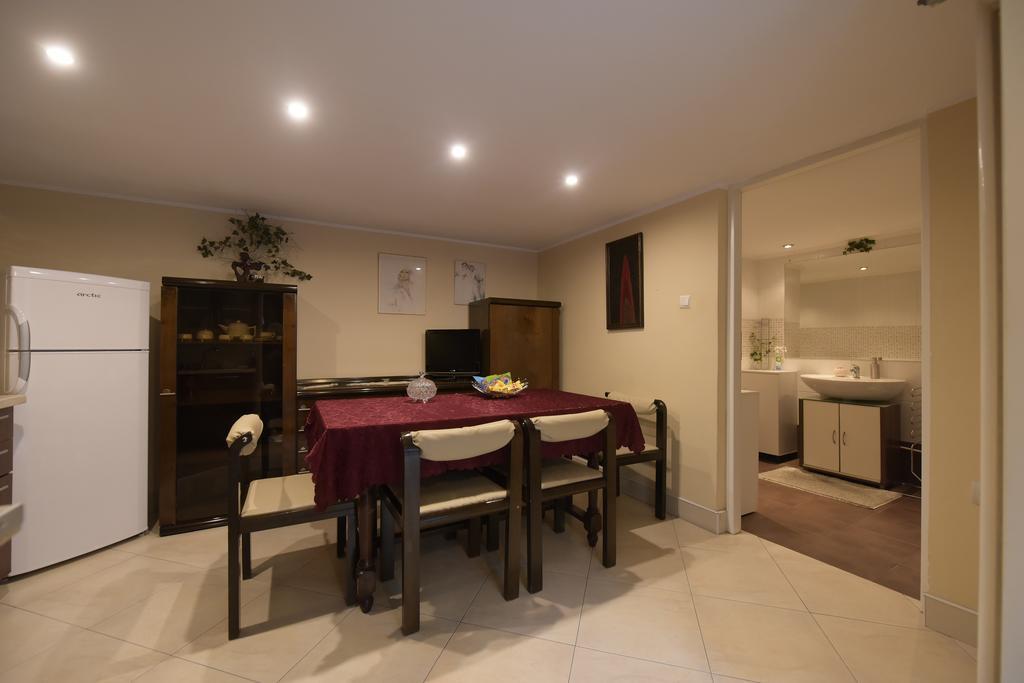 H & V Residence - Split Level Apartment Arad Eksteriør bilde